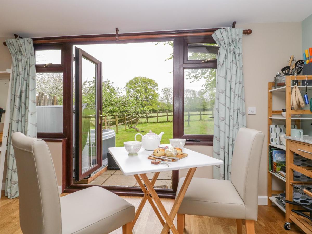 Pheasant Lodge - Housity