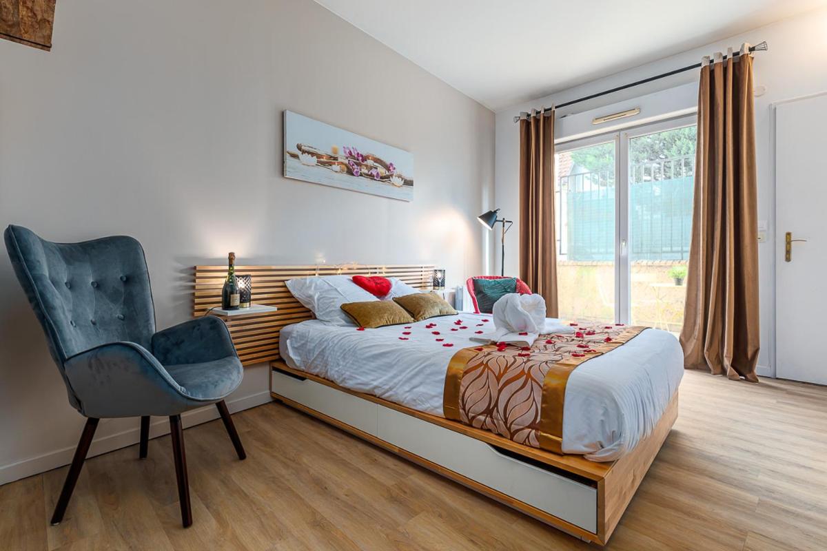 Havre de Paix Jacuzzi - Housity