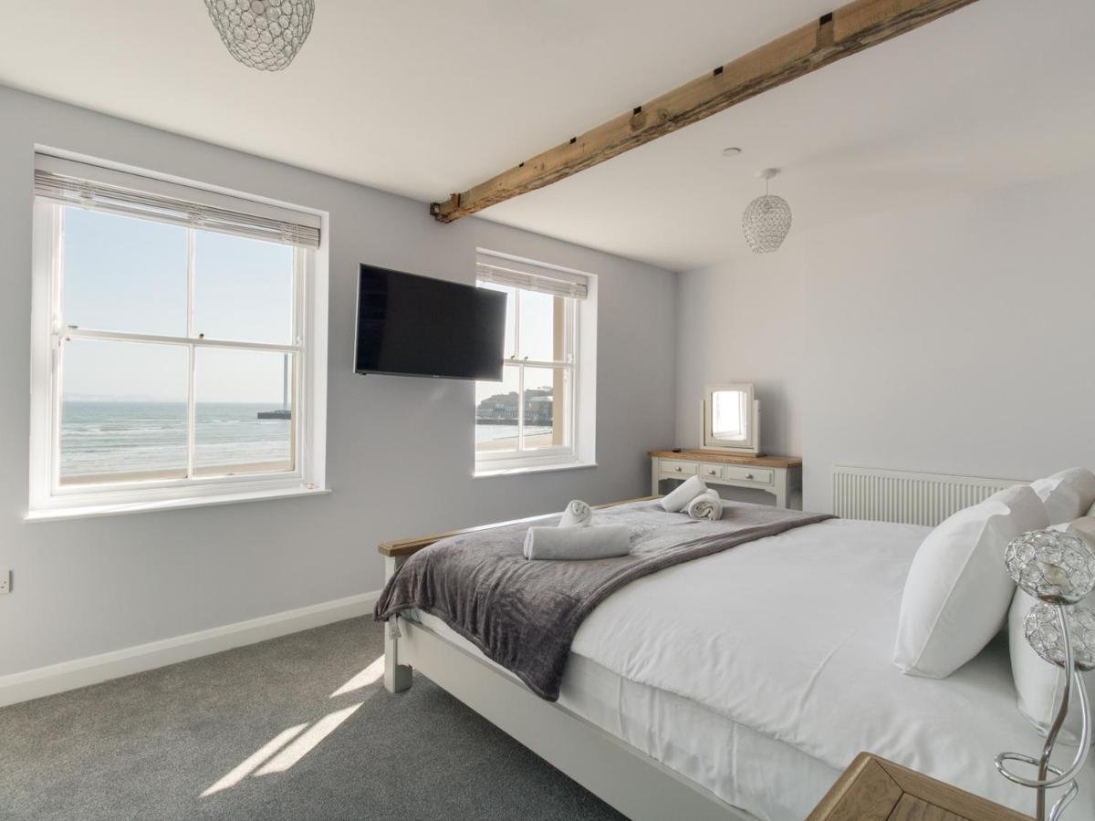 High Tide - Housity