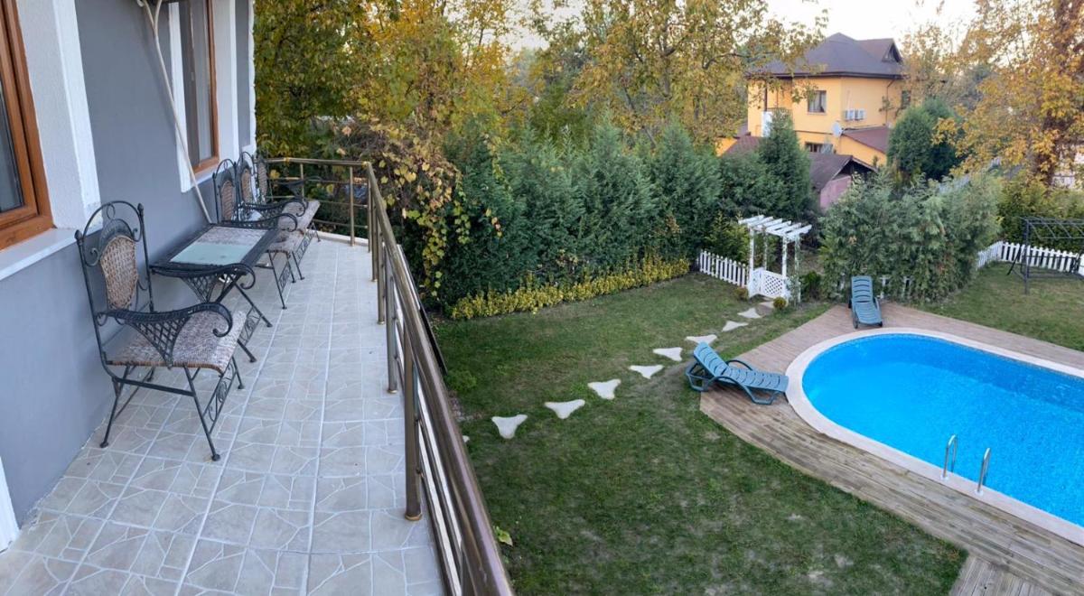 Gorgeous Villa with Private Pool in the Heart of Nature in Izmit, Kocaeli - Housity