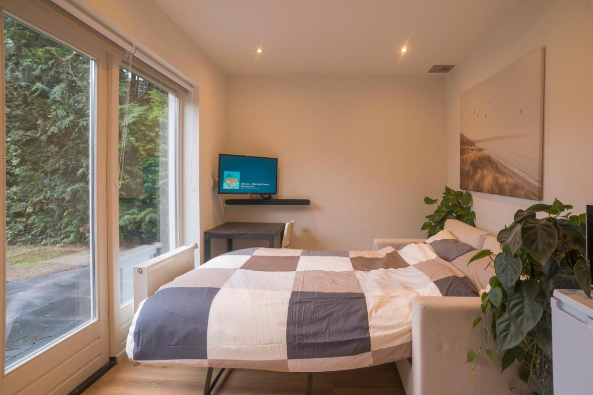 Right Garden Suite in Villa near Centre and TUe - Housity