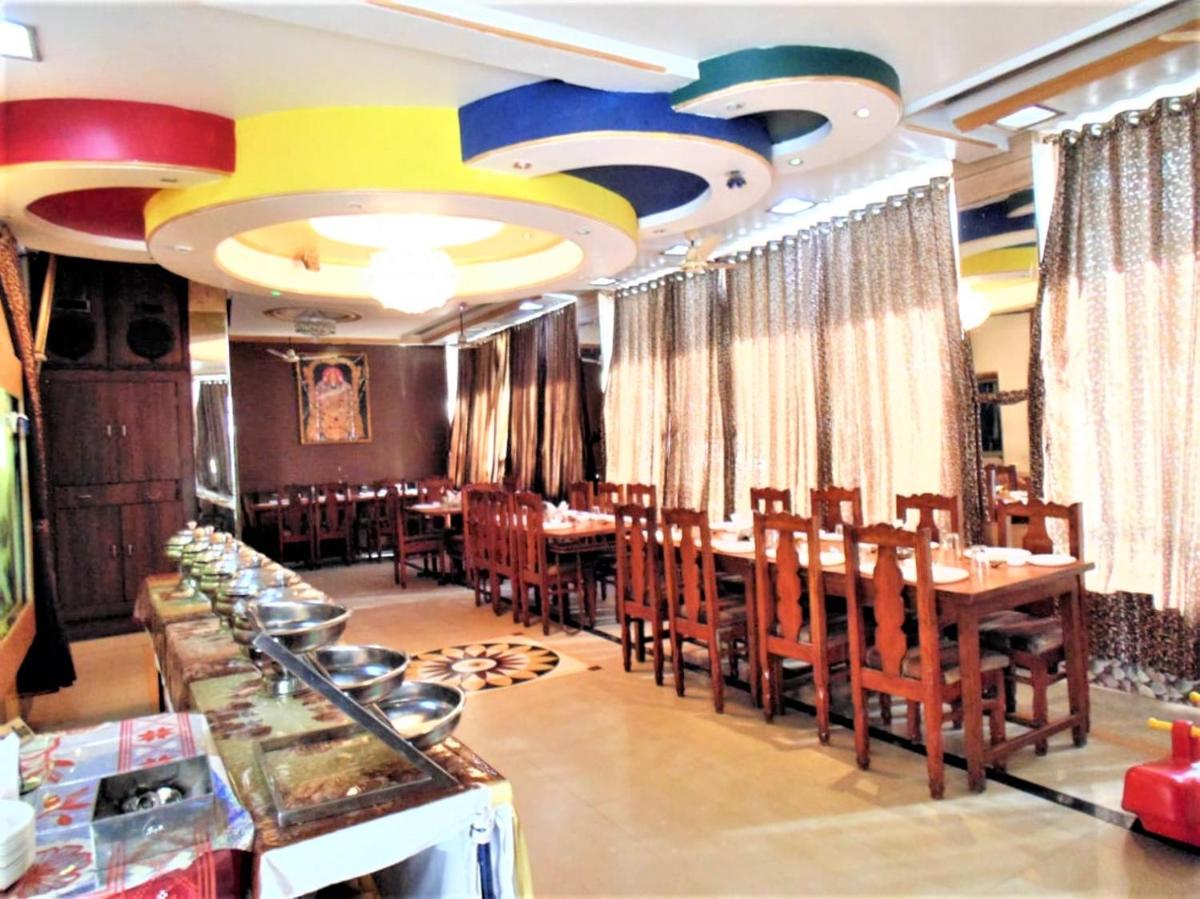 Beyond Stay Hotel Pachmarhi - Housity