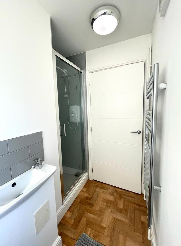 Prosper House Apartment 5 - Housity