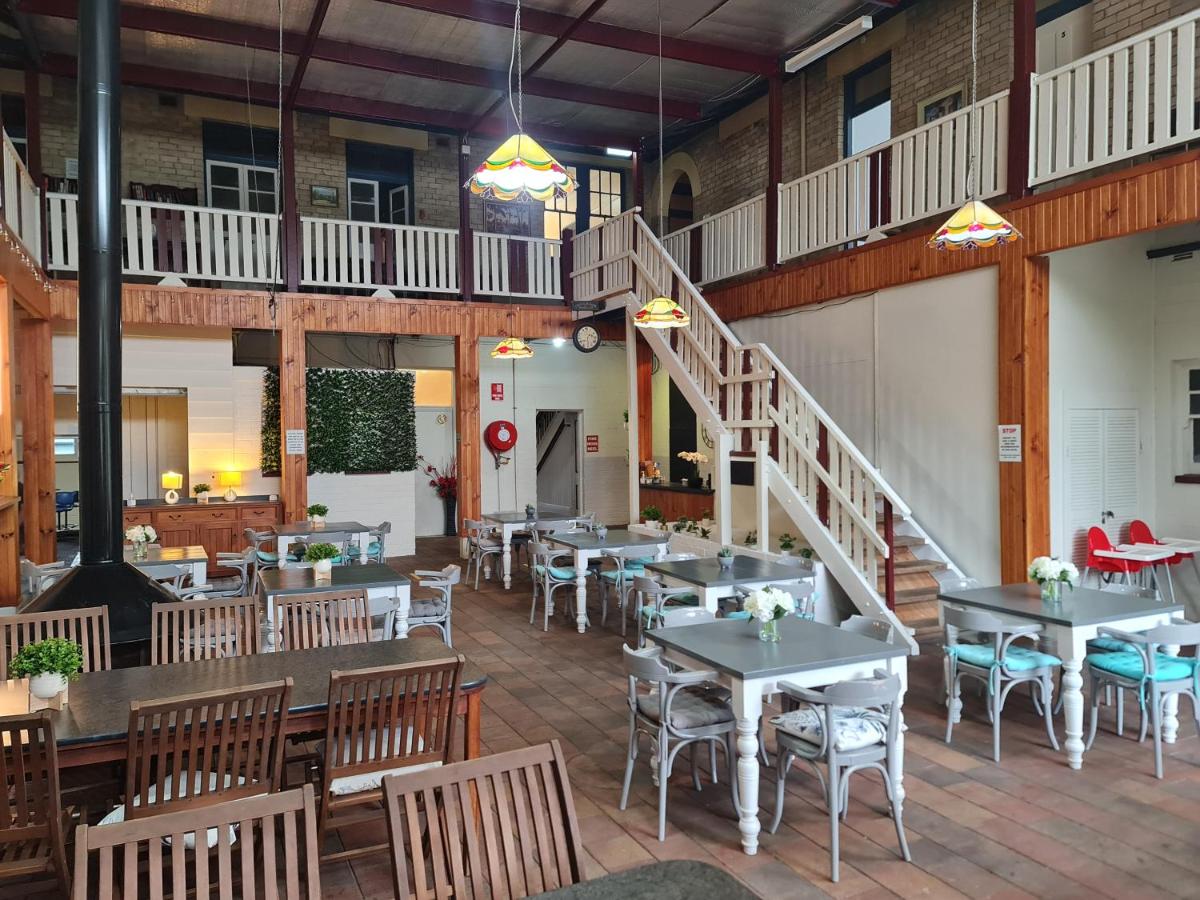 Kearsley Hotel - Housity