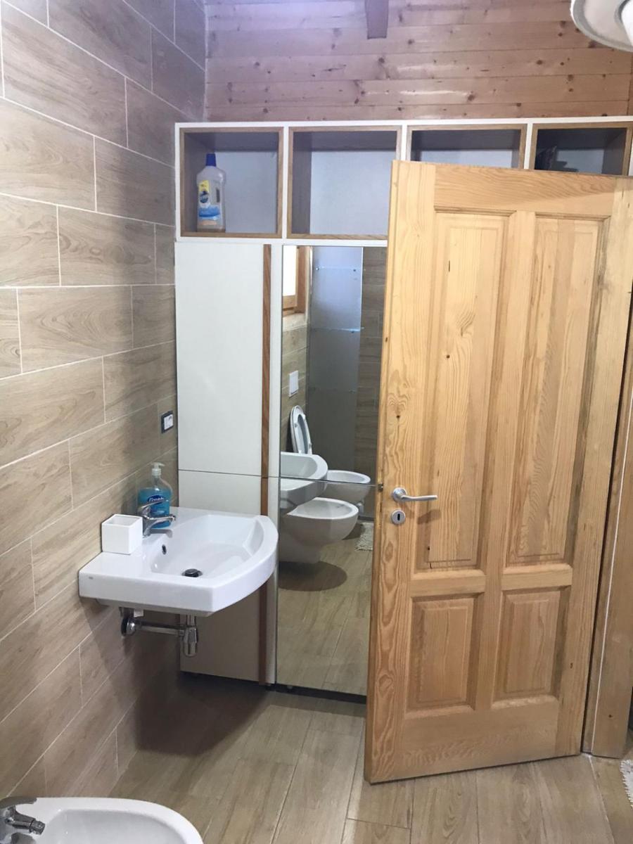 Vila Gjiri Lalzit - Housity