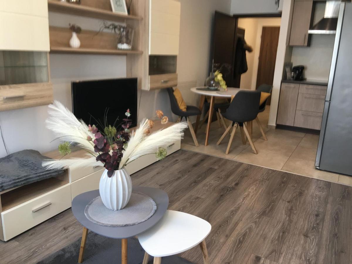 Suitetrails - HOME Apartment