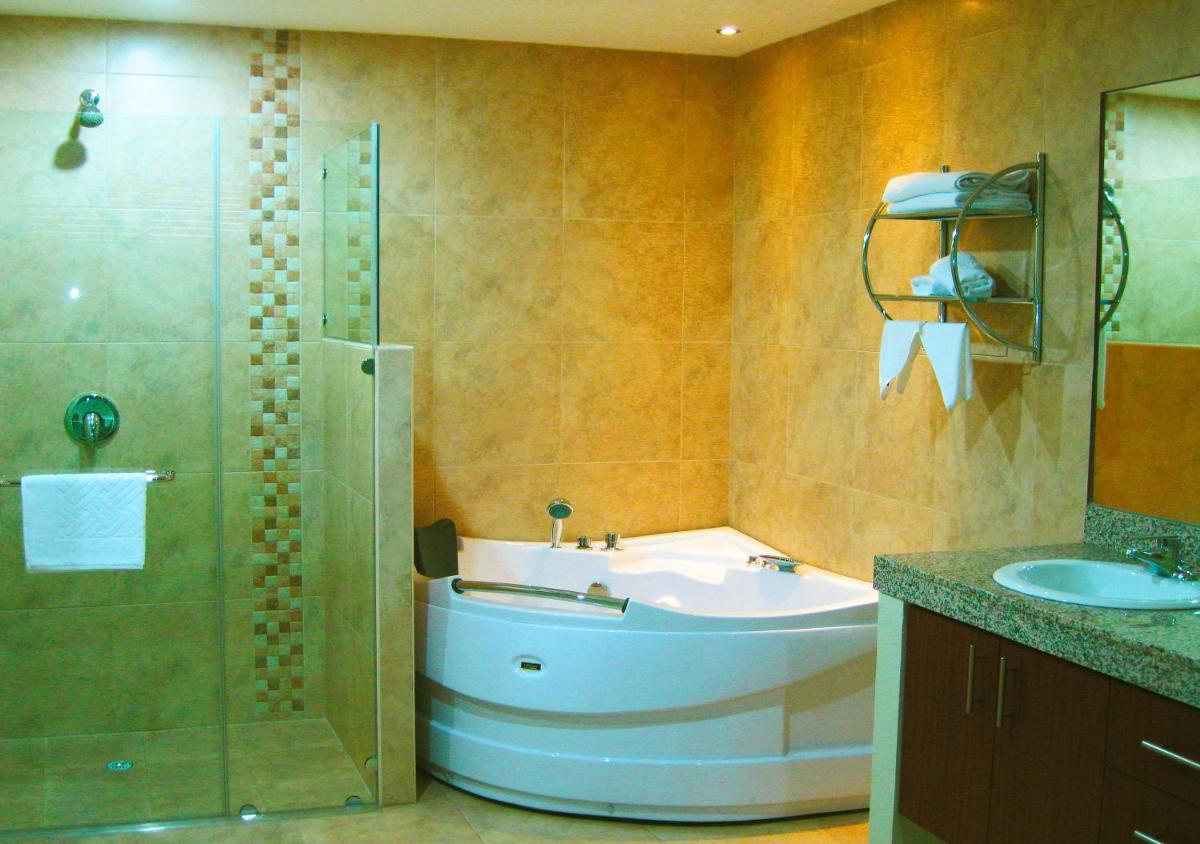 ApartTerrazas Guayaquil -Suites&Lofts- - Housity