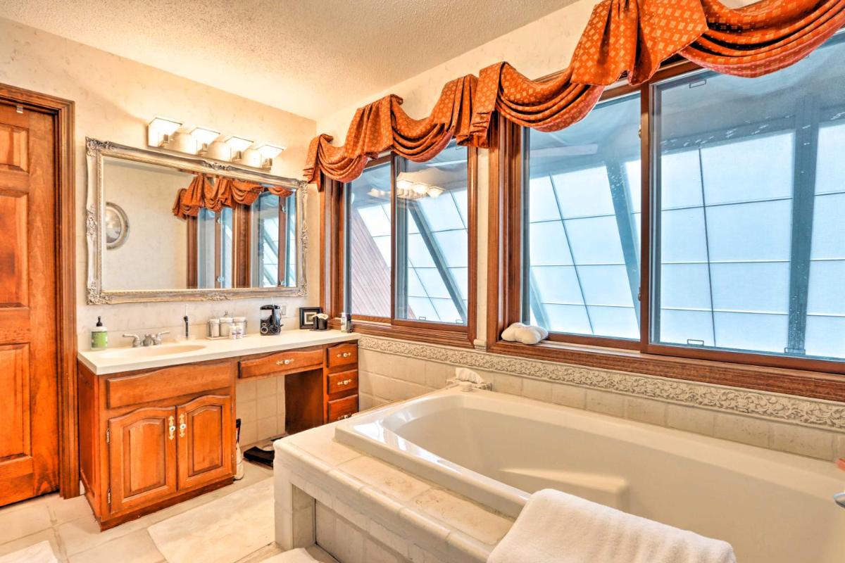 Spacious Home with Pond about 13 Mi to Columbia! - Housity