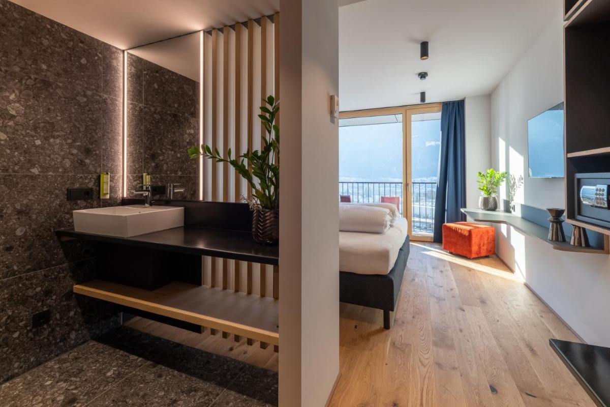 ALPSTADT LIFESTYLE Hotel - Housity