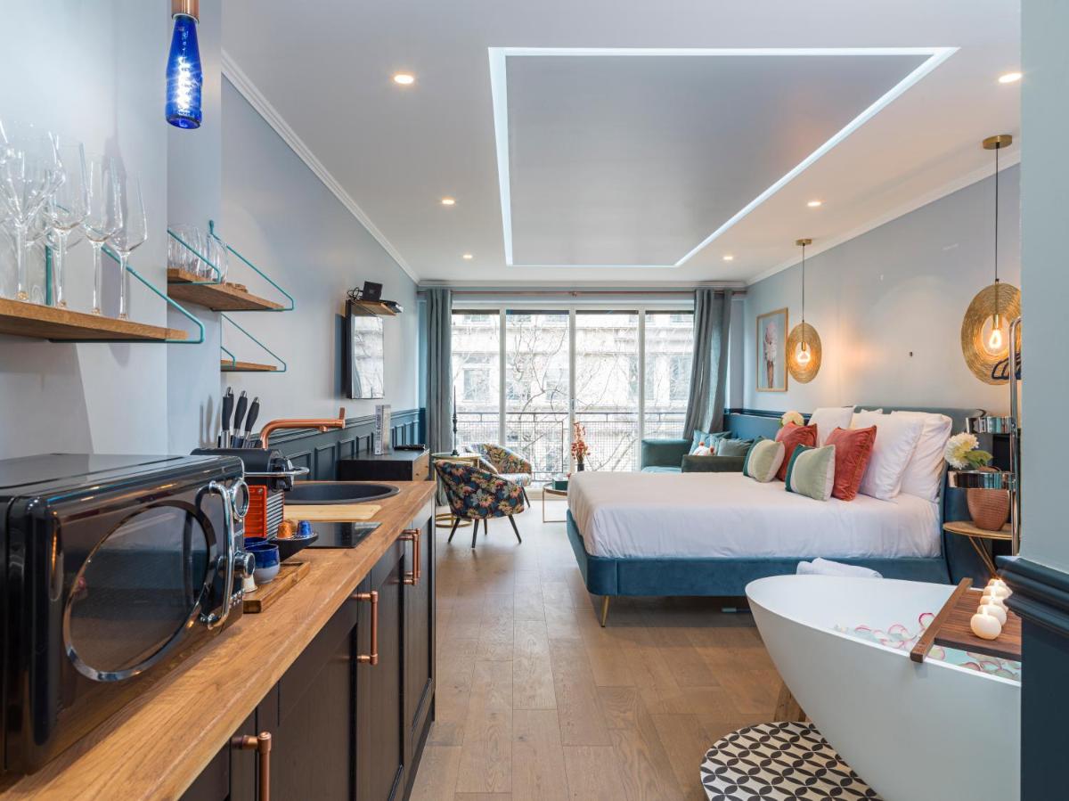 The Pop Art Suite - Housity