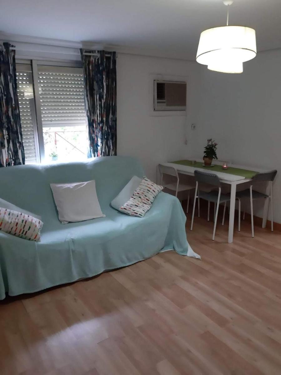 Suitetrails - Flat 4-5pax FREE PARKING!!!