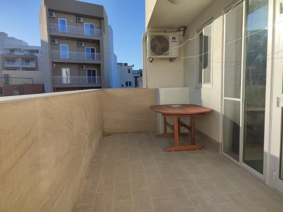 Suitetrails - One Bed Room Apartment with terrace