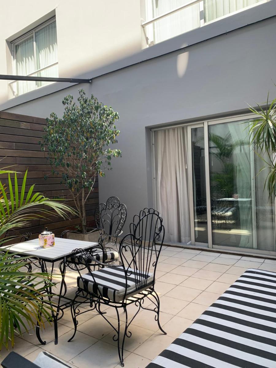 Be Hollywood! - Housity