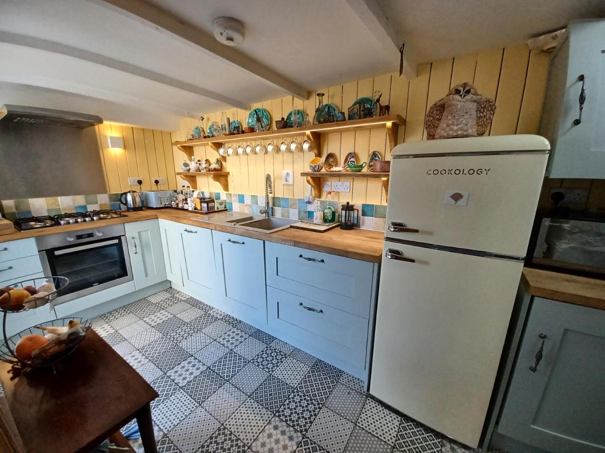 Truly Paradise Cottage - Housity