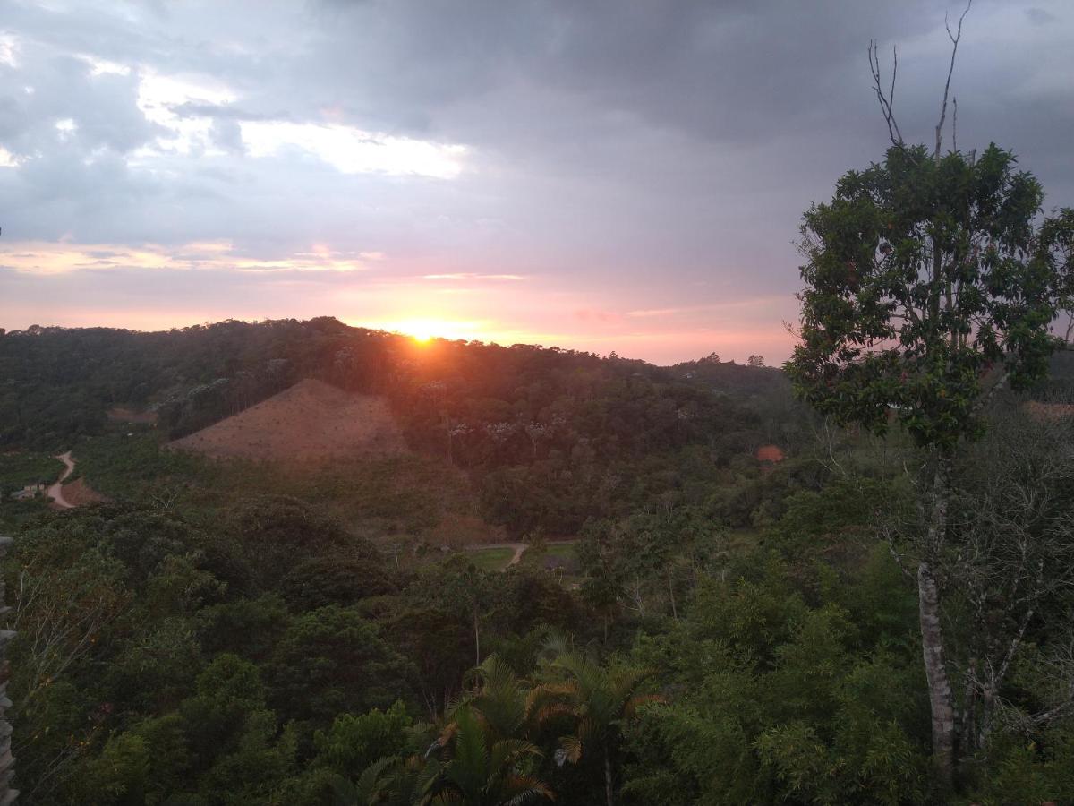 Recanto das Orquídeas Domingos Martins- Soido De Cima,4km centro - Housity