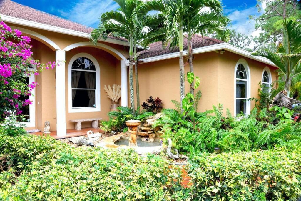 LE CHALET Private Luxury Home - Housity