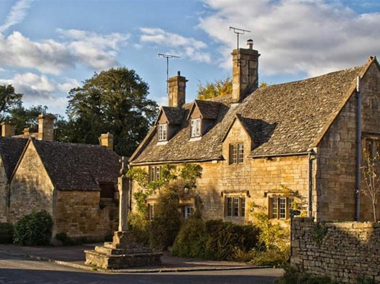 Shepherds Hay - Housity