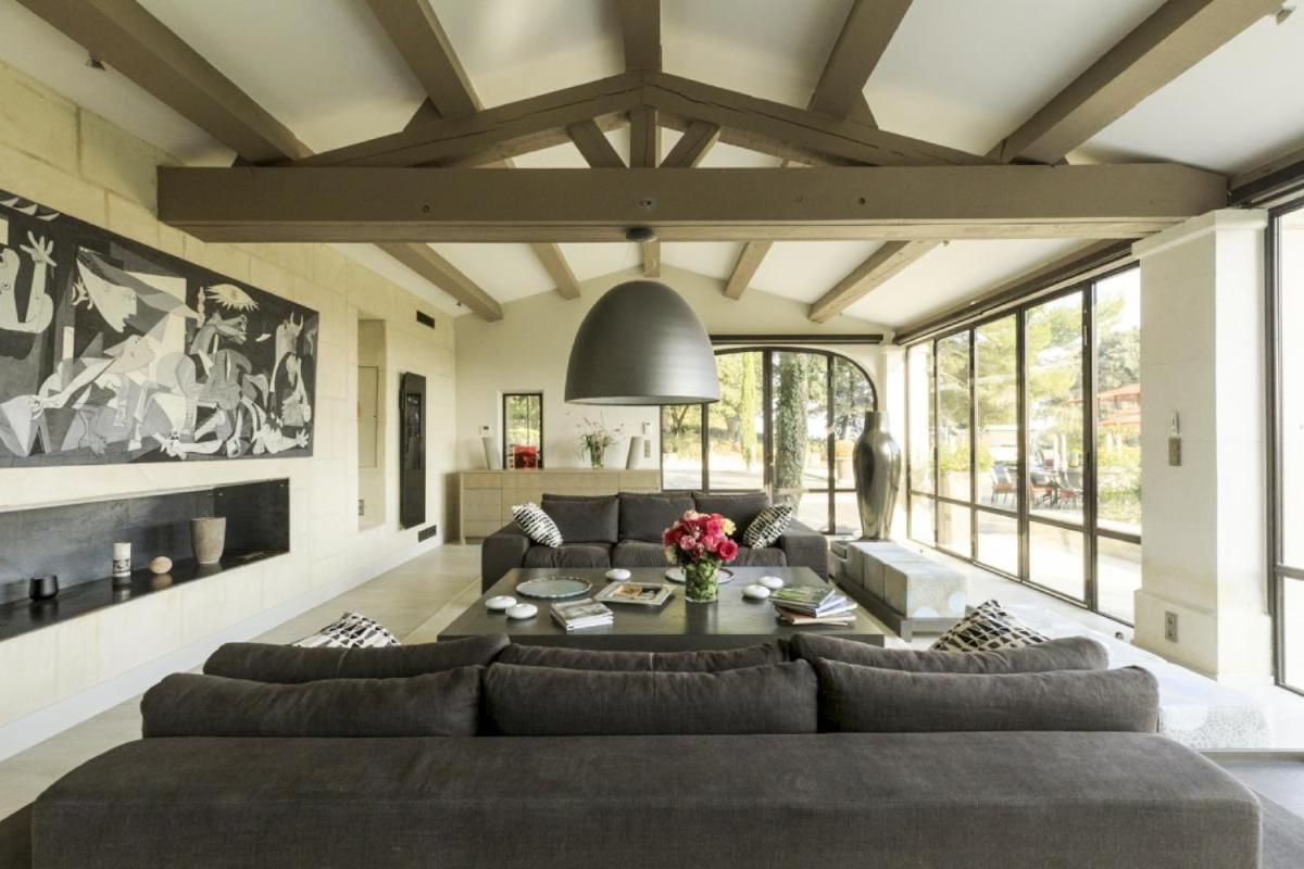 Suitetrails - Perfect mélange of contemporary luxury, modern style and authentic