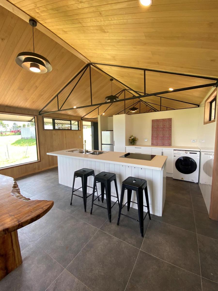 Early Diggings Hut - Housity