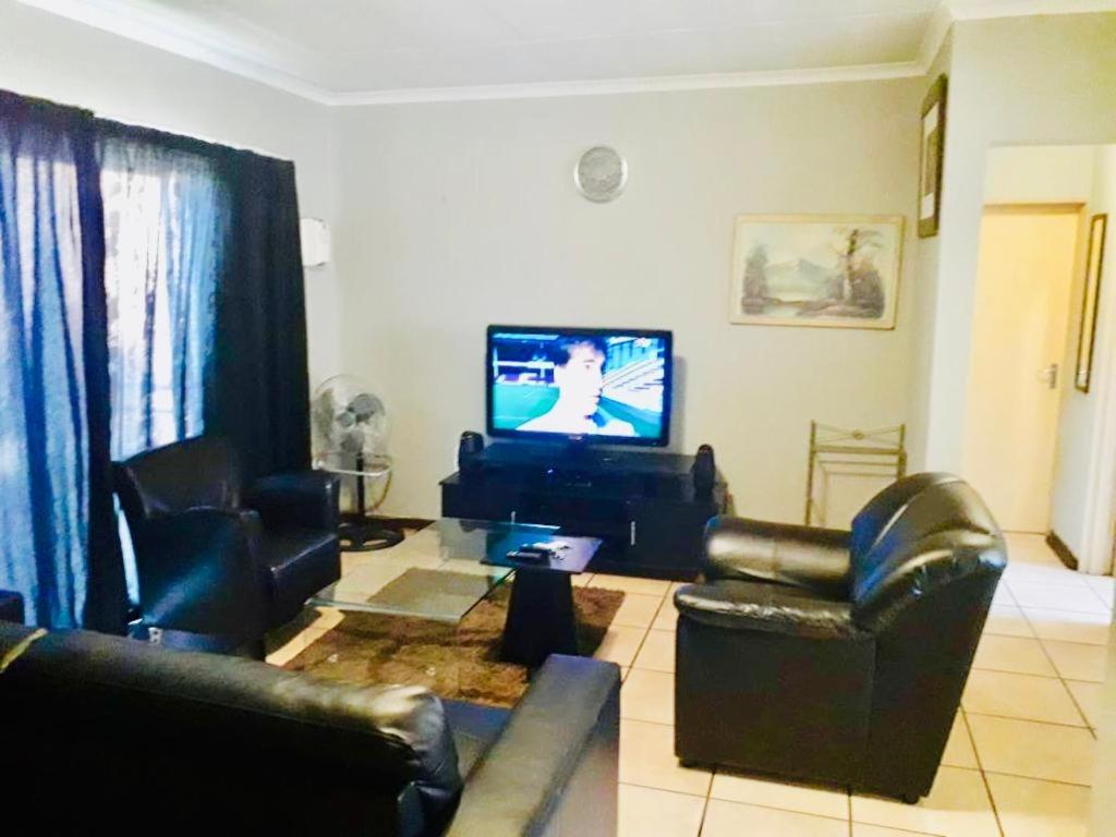 Two Bedrooms casa mia-Katode Street - Housity