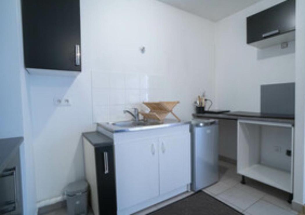 Suitetrails - Lovely 1-bedroom unit with free parking on premise
