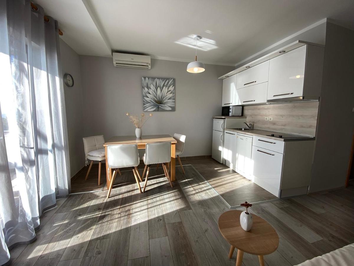 House Meri - Housity