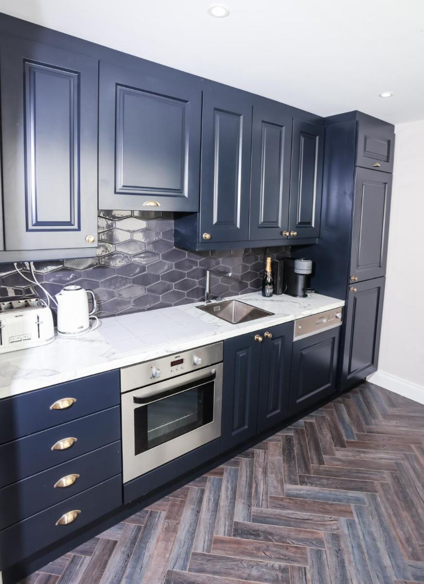 Luxury 2 bed 5 mins from Carrick next to Waterfall - Housity