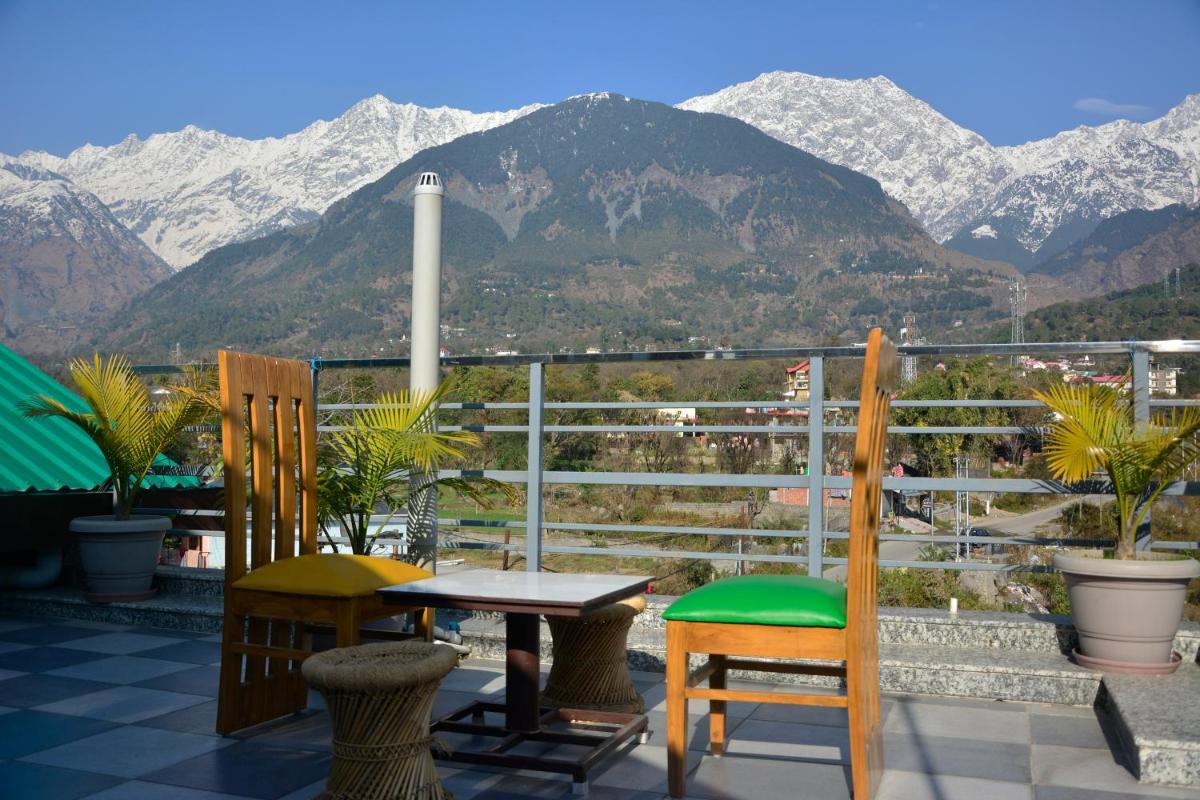 SERENE SUITES - Housity