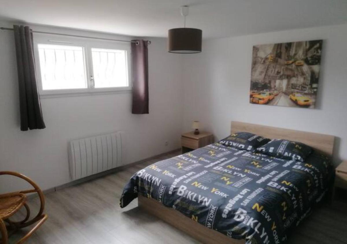 Sous-sol aménagé d'une maison - Housity