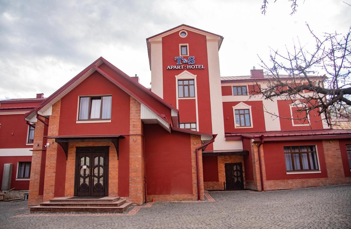 T&S Apart-Hotel - Housity