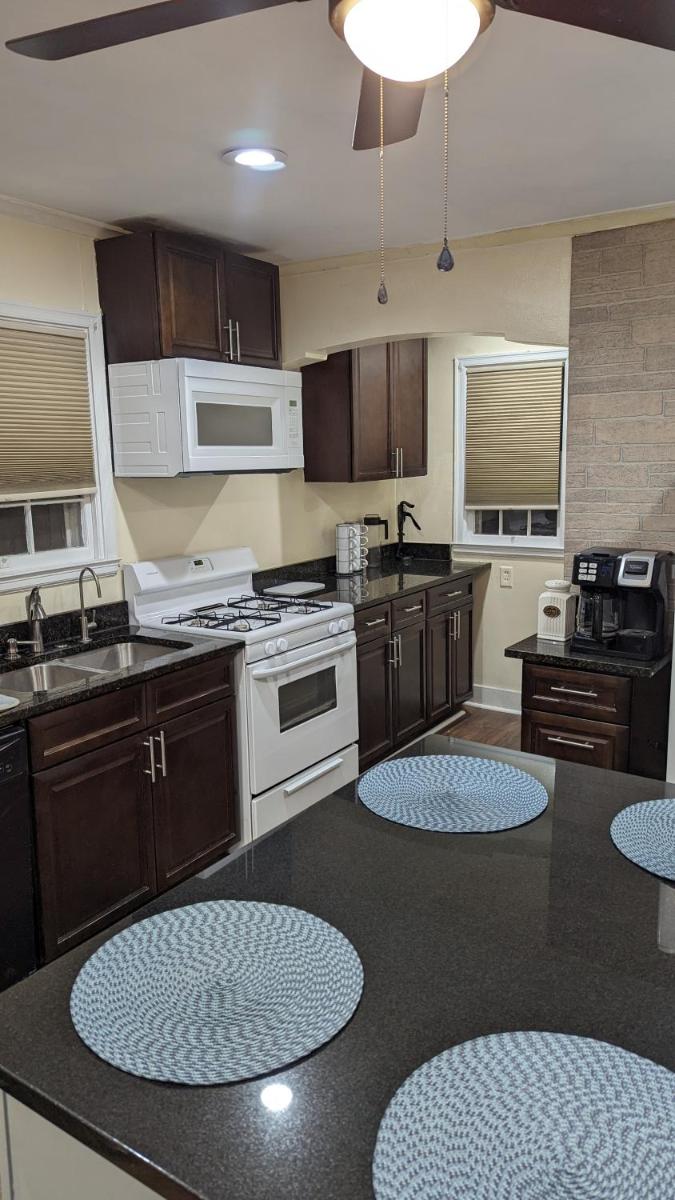 Beautiful and Cozy Homes - Housity