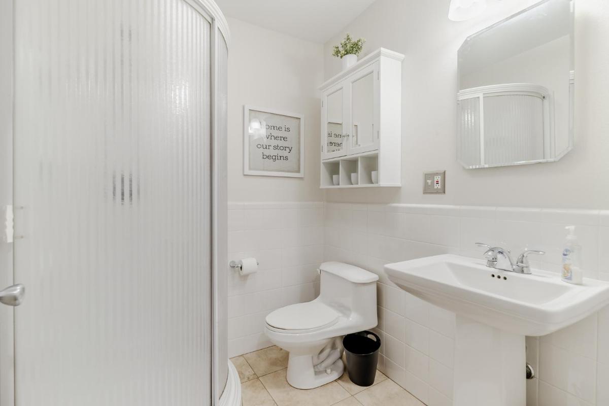 Kessler Park Retreat - available for 28 days or greater - Housity