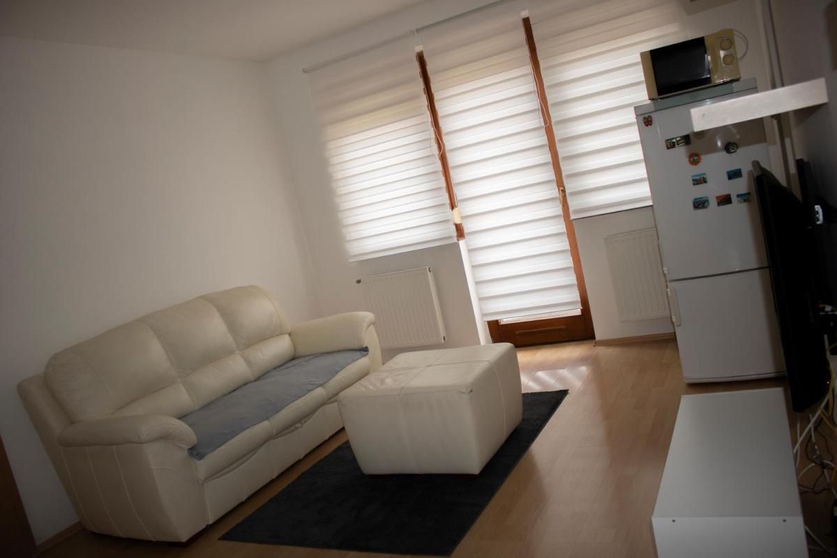 Csalogány Apartman - Housity
