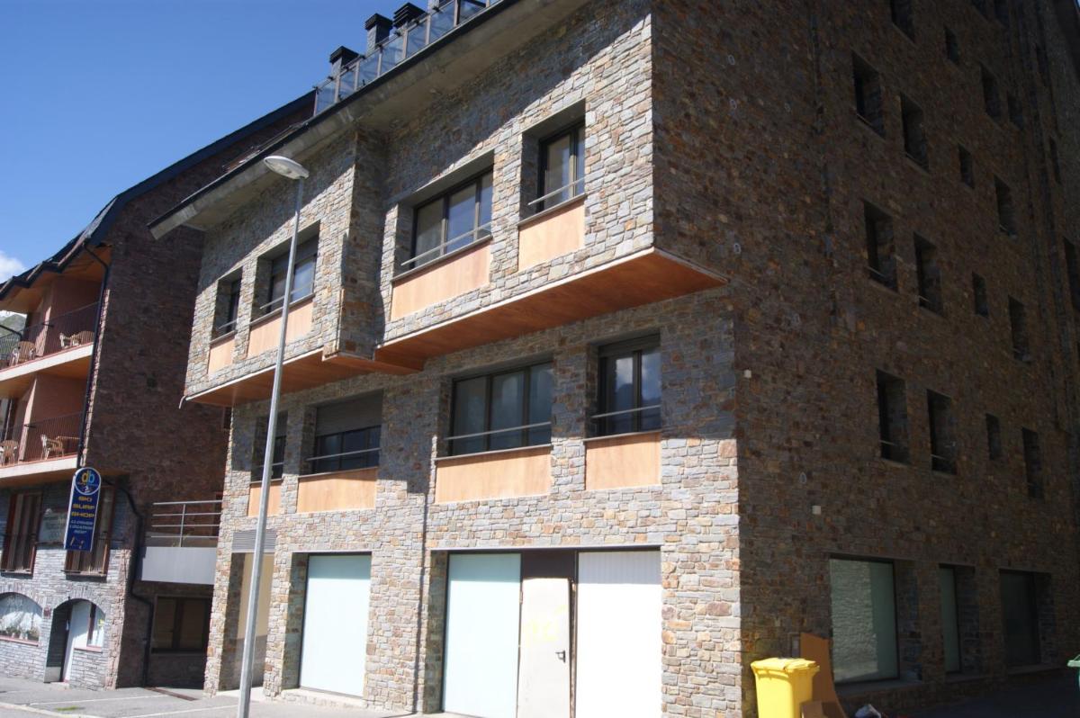 Apartamentos Borruscall - Housity