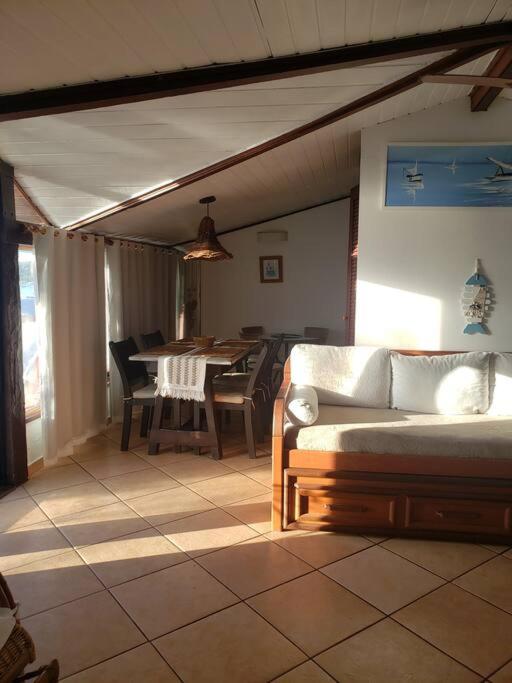 Apartamento Rua das Pedras Vista mar - Housity