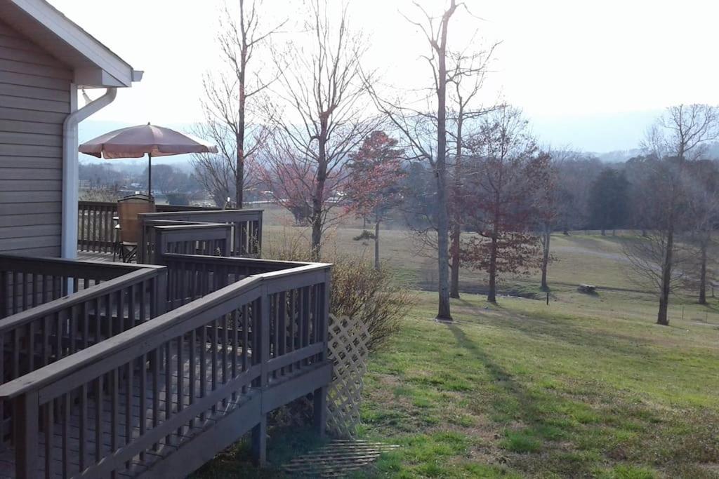 Chickamauga Mountain View Cottage at Lookout Mtn. - Housity