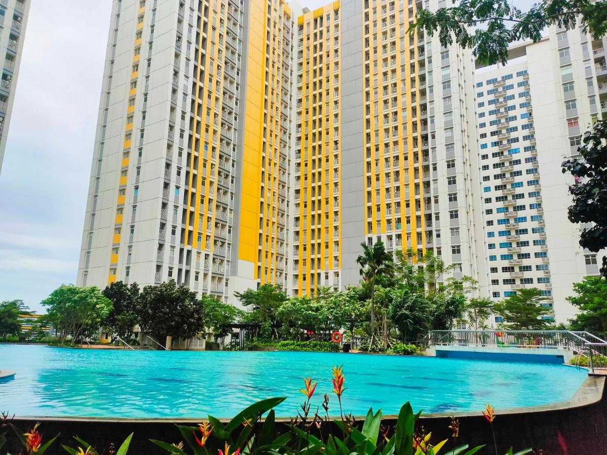2Bedrooms MDN City Light View Free WiFi Apartment Springlake Summarecon Bekasi - Housity