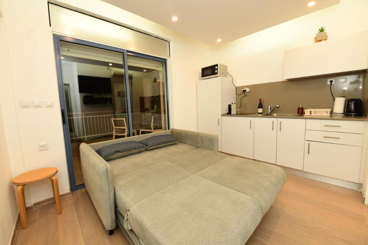 Kai Place Oren's - Housity