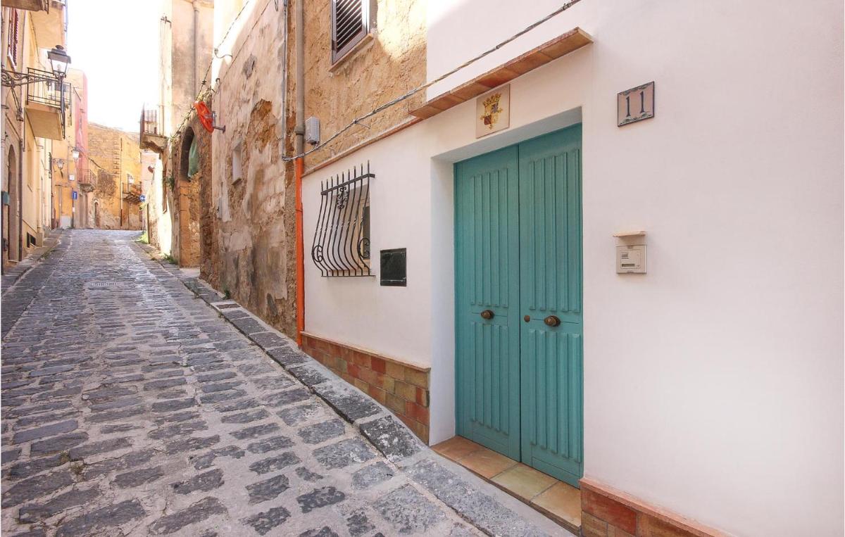 Casa Vacanze La Torre - Housity