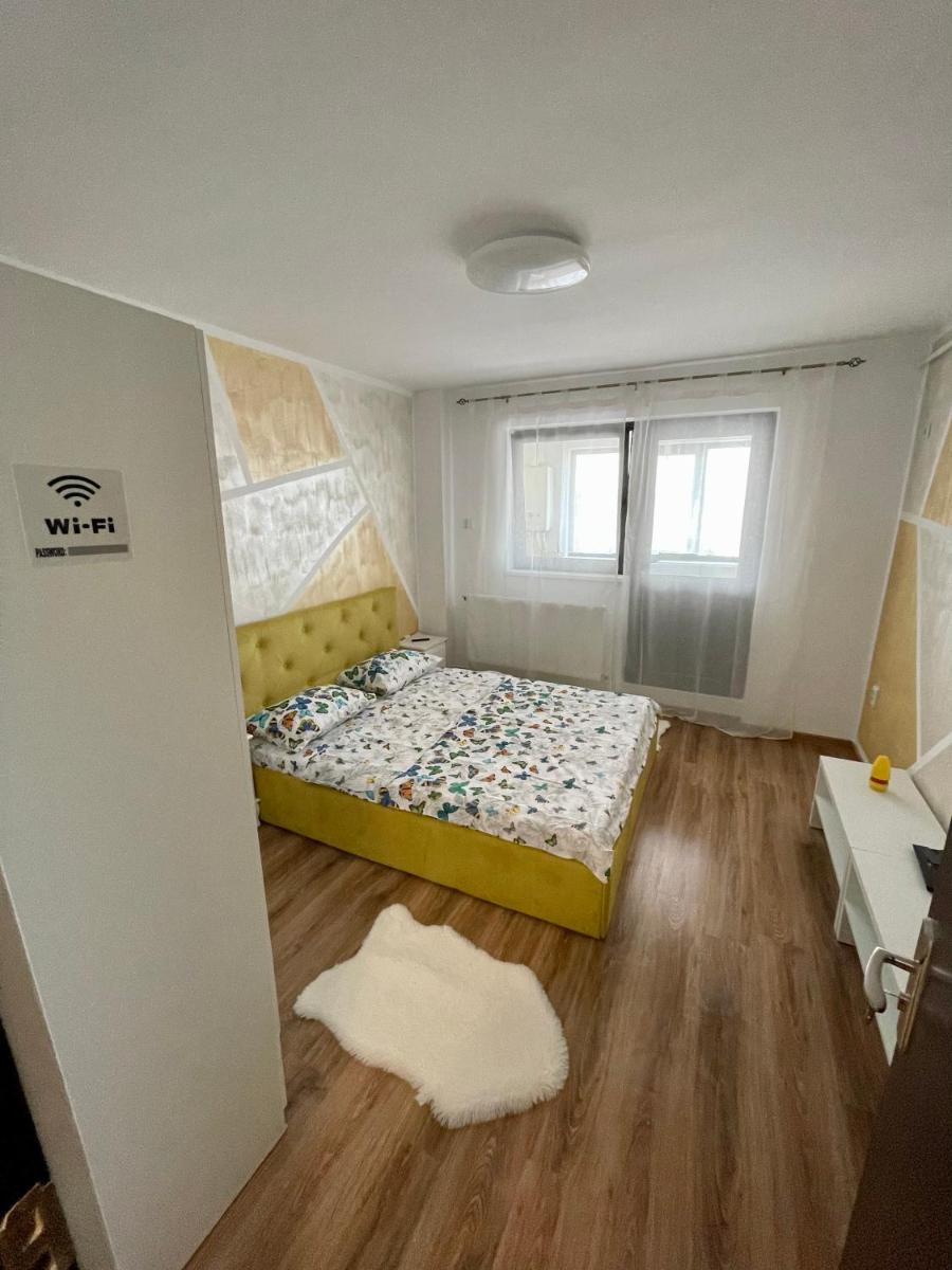 holiday hipodrom - Housity