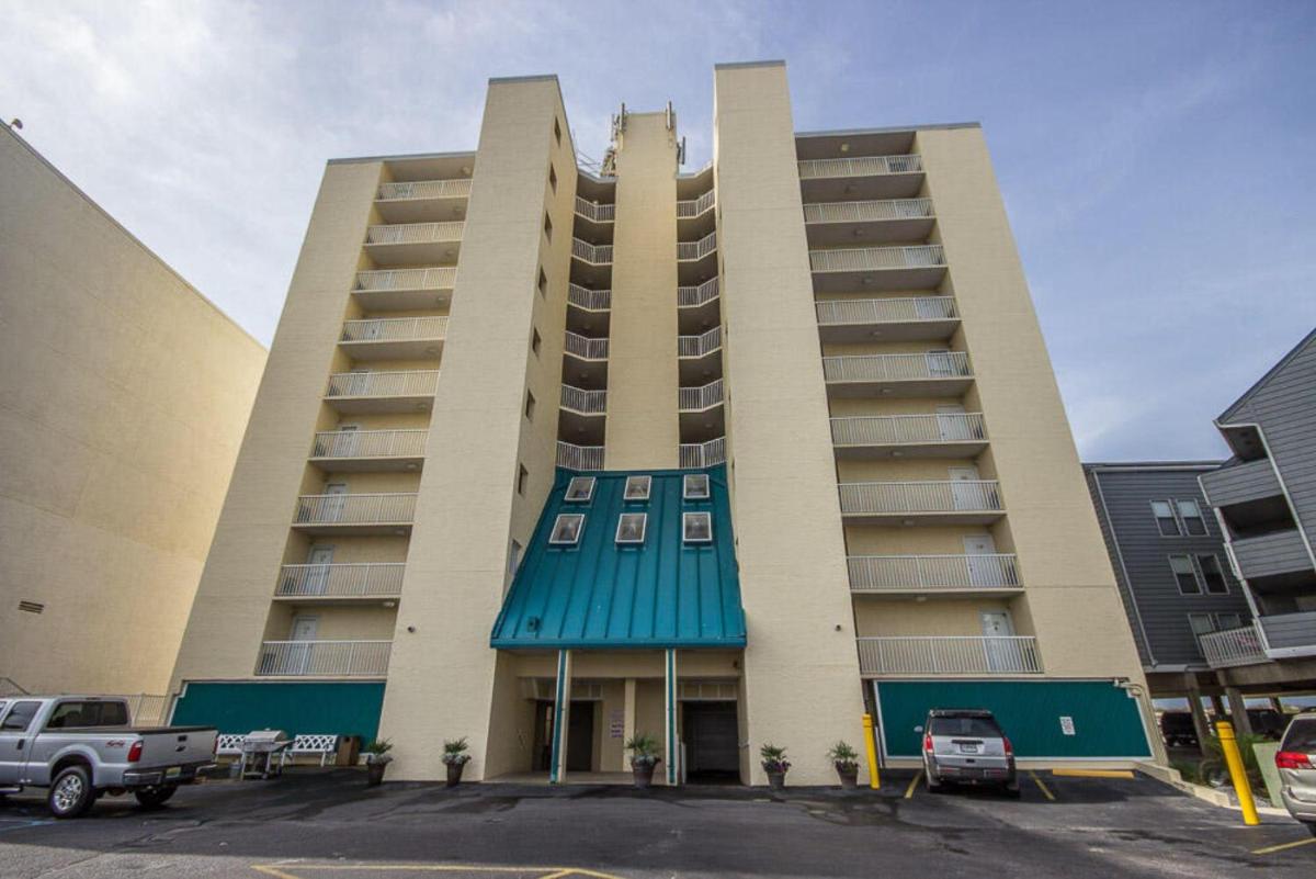 Castaways by Youngs Suncoast - Housity