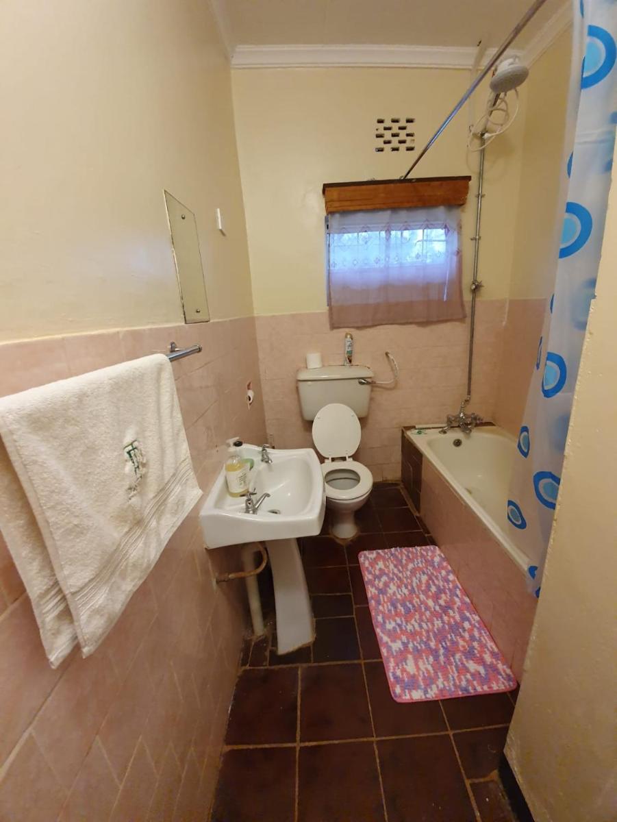Thayo Place - Housity