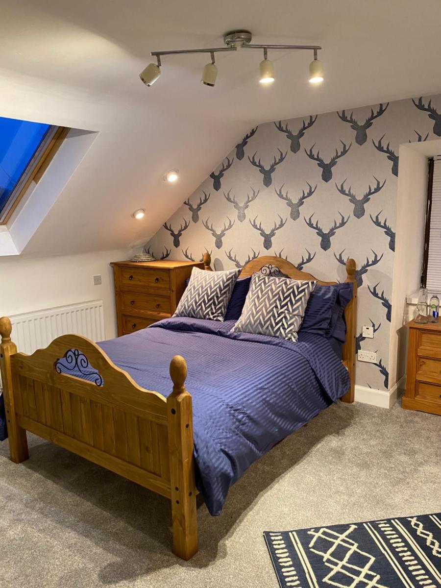 Lynwood, Cupar, Fife - Housity