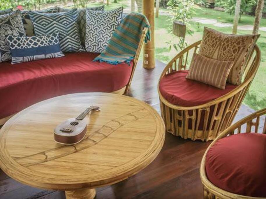 Pondok Kebun - 1 bd Eco Bamboo House, Pool, Garden - Housity