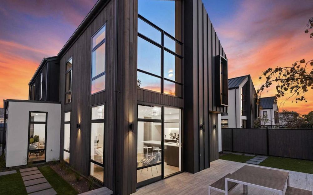 Repton City Townhouse - Merivale - Housity