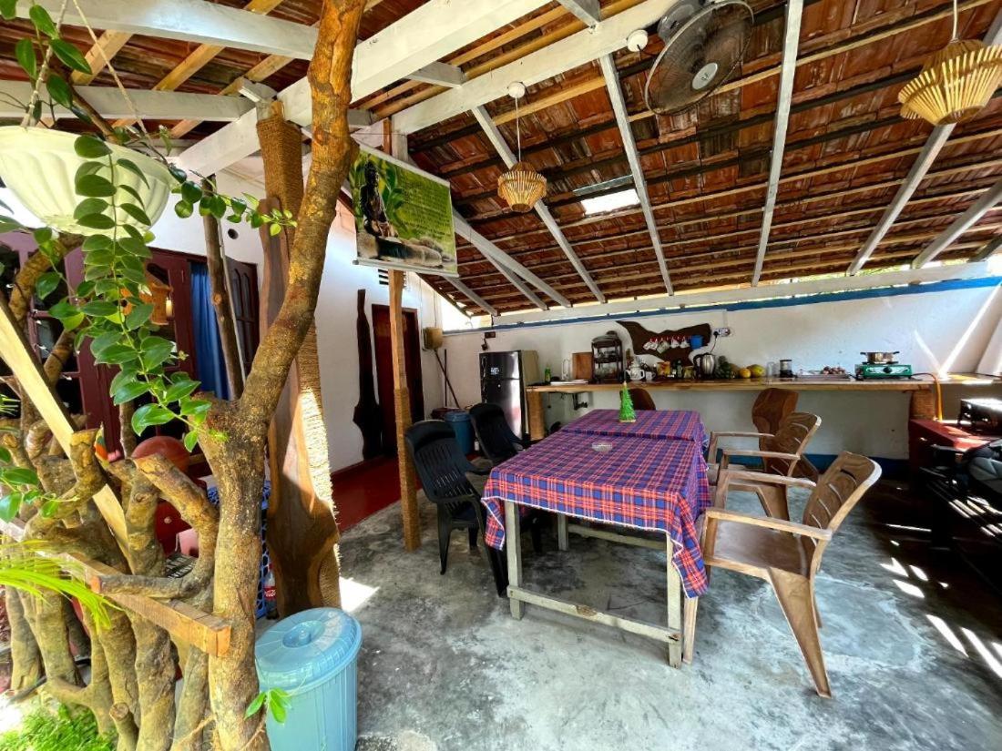 100 step beach White House - Housity