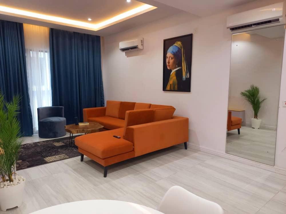 Pelican flat 4 - Housity
