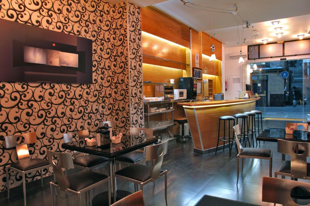 Hotel Molinos - Housity