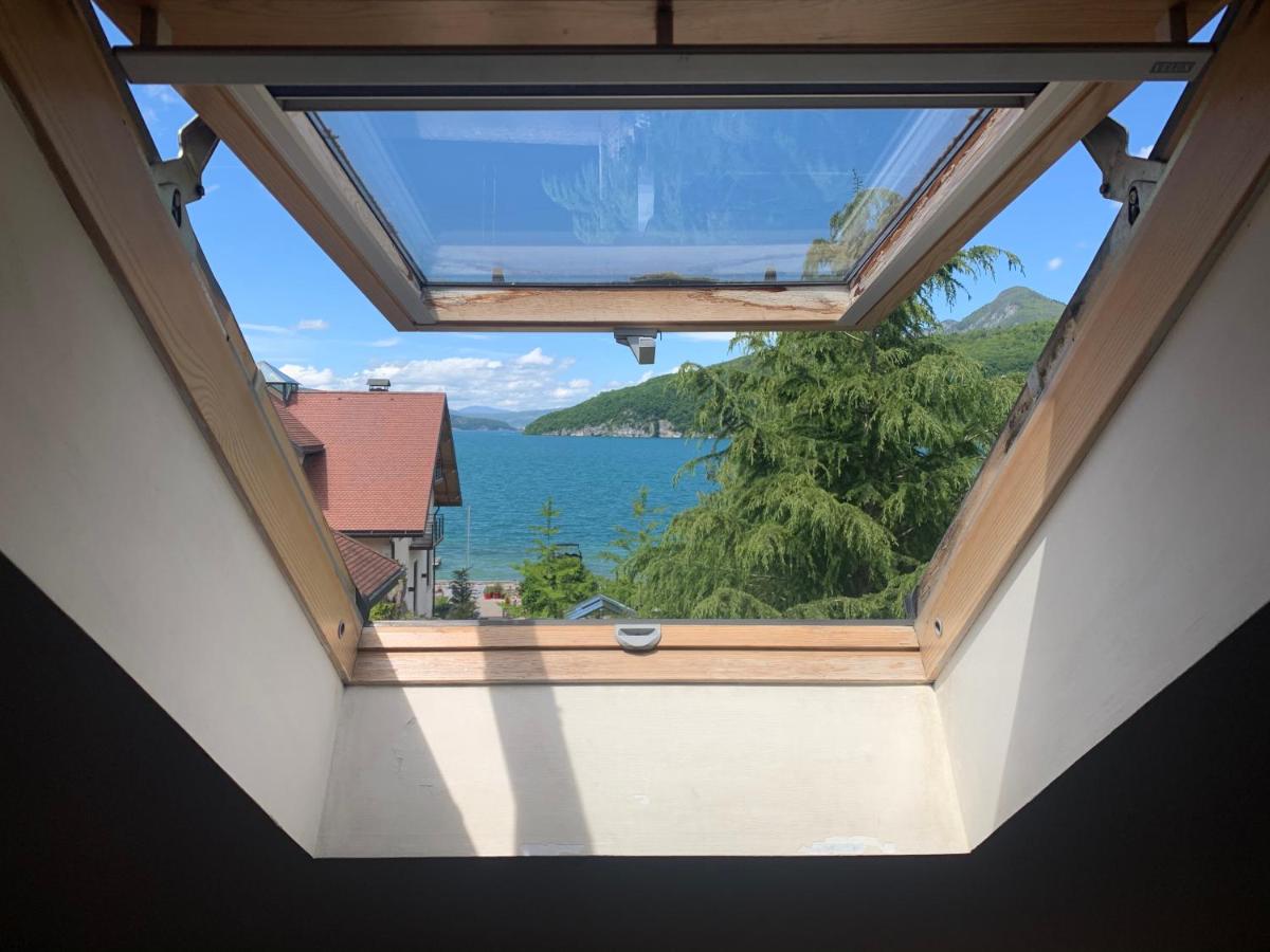 Top floor duplex with private beach - Housity