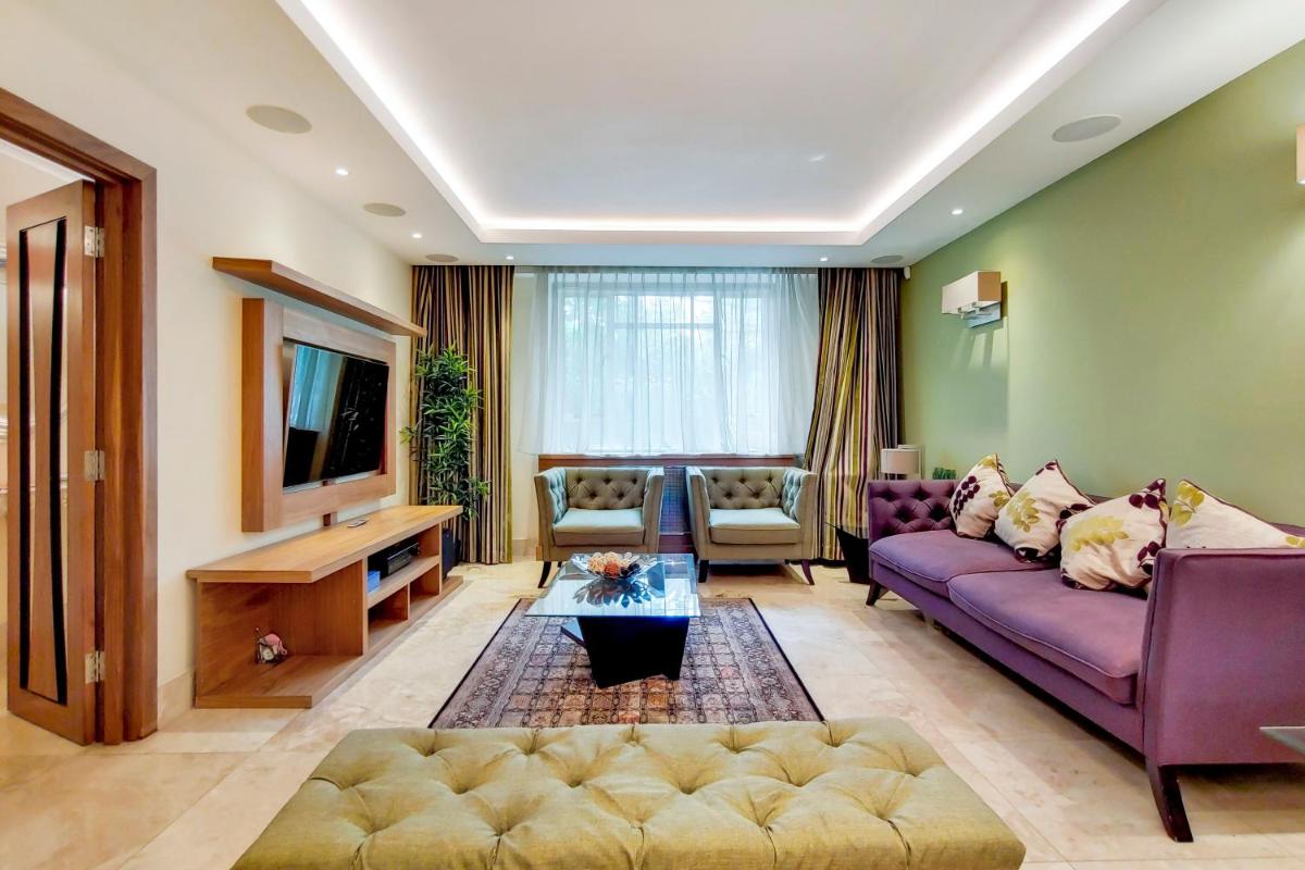 The Caroline Boutique - Housity